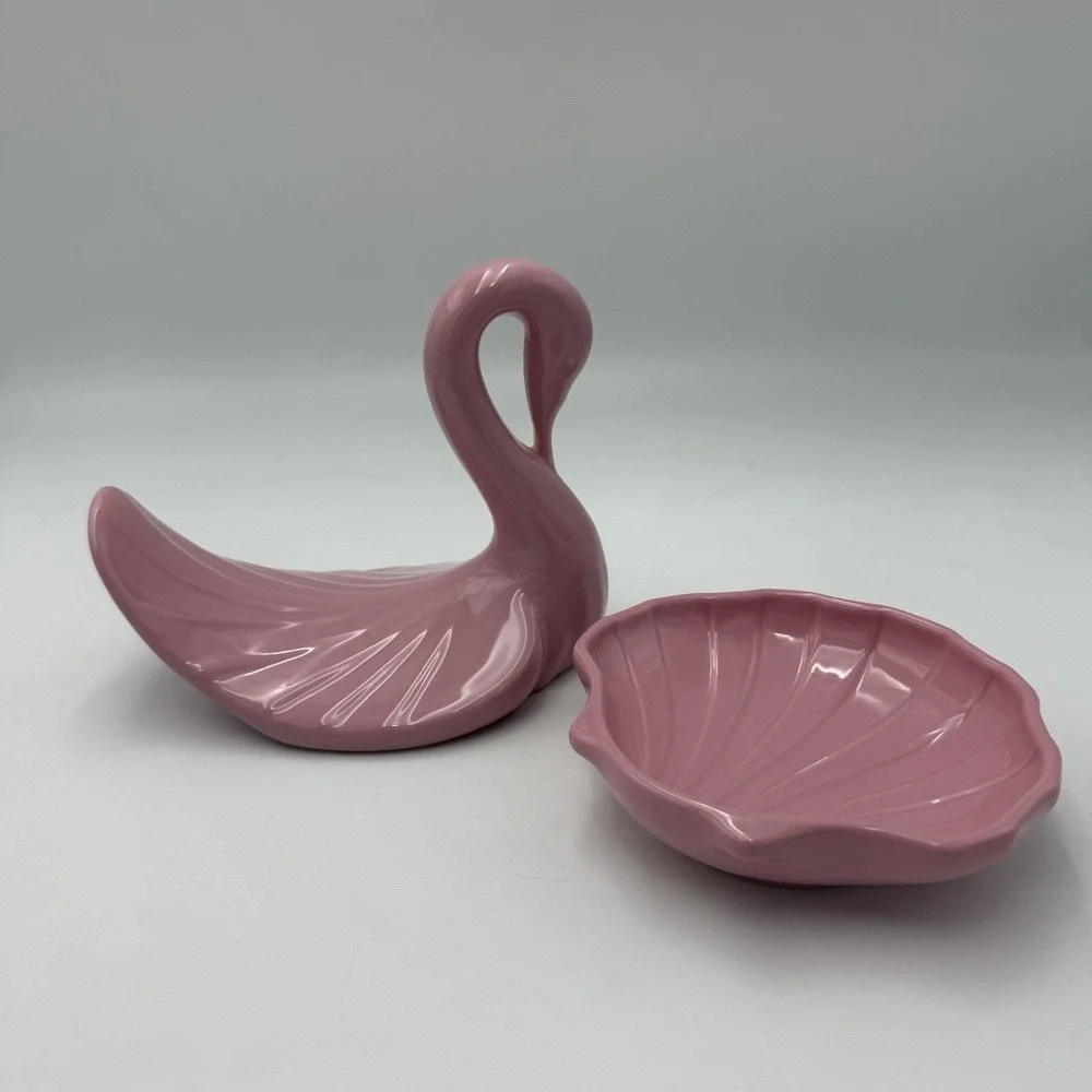 Vtg Pink Swan Towel Holder & Soap Dish Bathroom Décor 1980s Hollywood Regency
